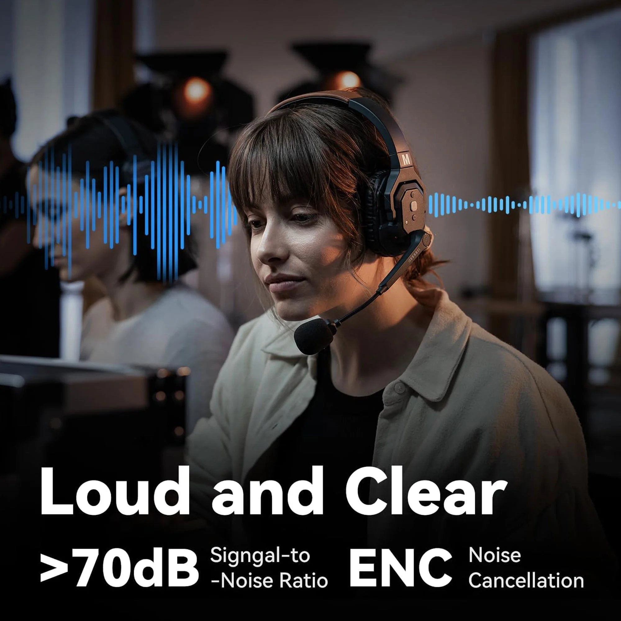 Hollyland Solidcom SE Global 4S 4-Person Full-Duplex Single-Ear Noise Canceling Headset Intercom System (2.4 GHz) - Image 4