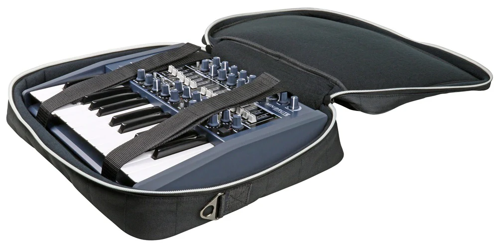 Luxe Keyboard & Gear Bag for Small Keyboards, Mixers, Controllers, Drum Machines, and Audio Gear 17.5" x 14" x 4" - Image 4