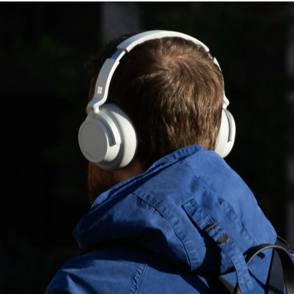 Microsoft Surface Headset Wireless / Wired Headphone with On-ear Touch Controls and 15hr Battery Life MIC-GUW-00001 - Light Gray - Image 7