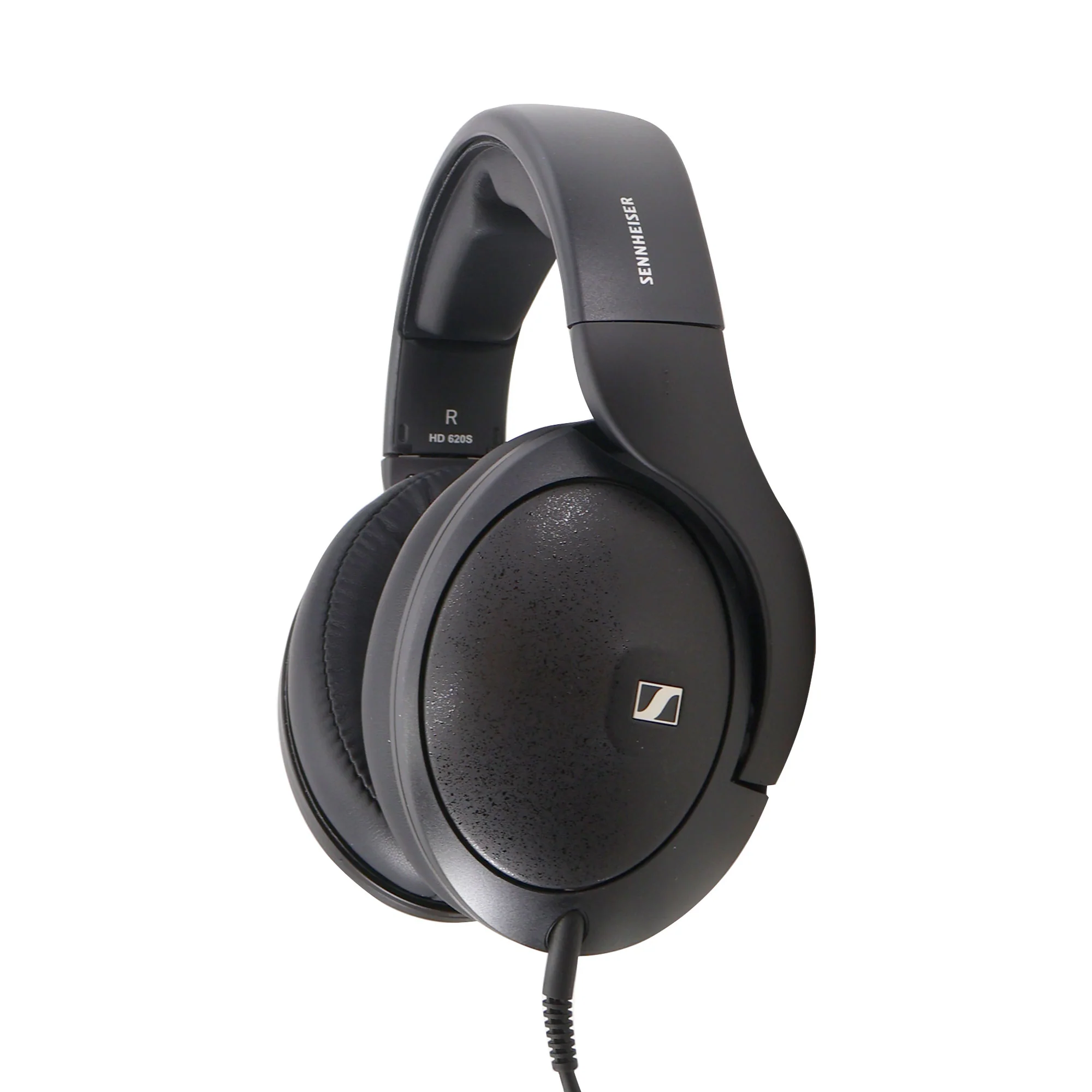 Sennheiser HD 620S Closed-Back Wired Audiophile Headphones - Image 2