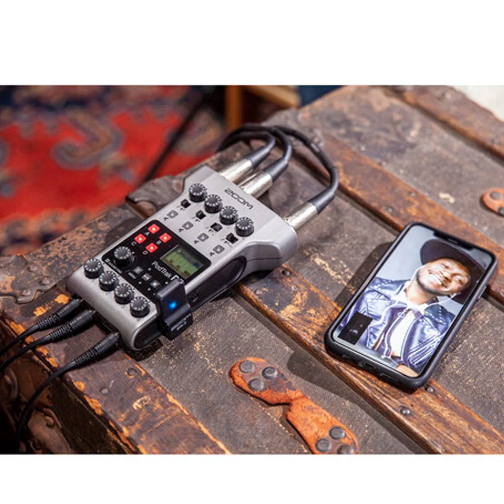 Zoom ZDM-1 Podcast Mic Pack (Microphone, Headphones, Tripod, Windscreen & Cable) with ZOOM BTA-2 Bluetooth Adapter - Image 4