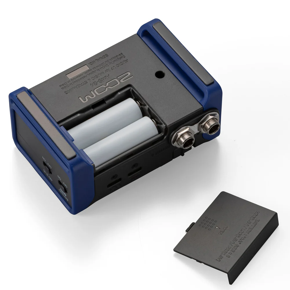 Zoom AMS-24 2x4 USB Audio Interface for Music and Streaming - Image 9